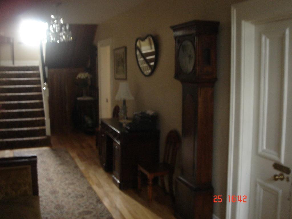 לינה וארוחת בוקר תומסטאון Abbey House מראה חיצוני תמונה