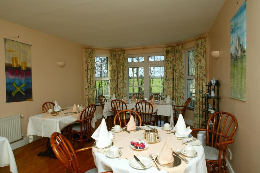 לינה וארוחת בוקר תומסטאון Abbey House מראה חיצוני תמונה